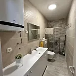 Dobrenic Apartamento *