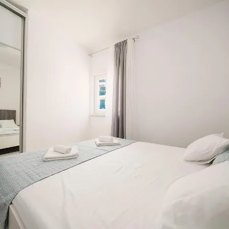 Appartement Dobrenic *