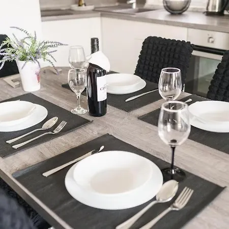 Dobrenic Apartment *