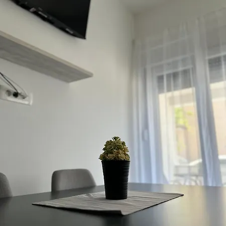 Dobrenic Lägenhet Vodice