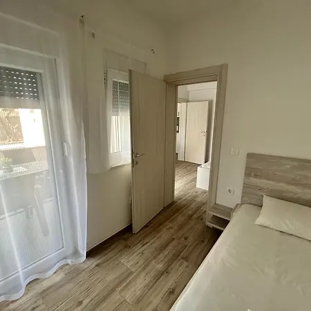 Dobrenic Apartment