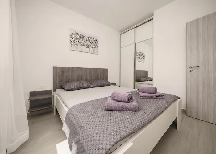 Appartement Dobrenic Vodice